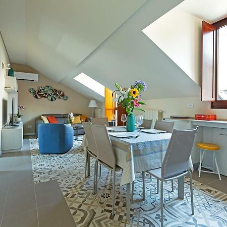 Appartement Renovated Penthouse Duomo & Via Torino à Milan Extérieur photo